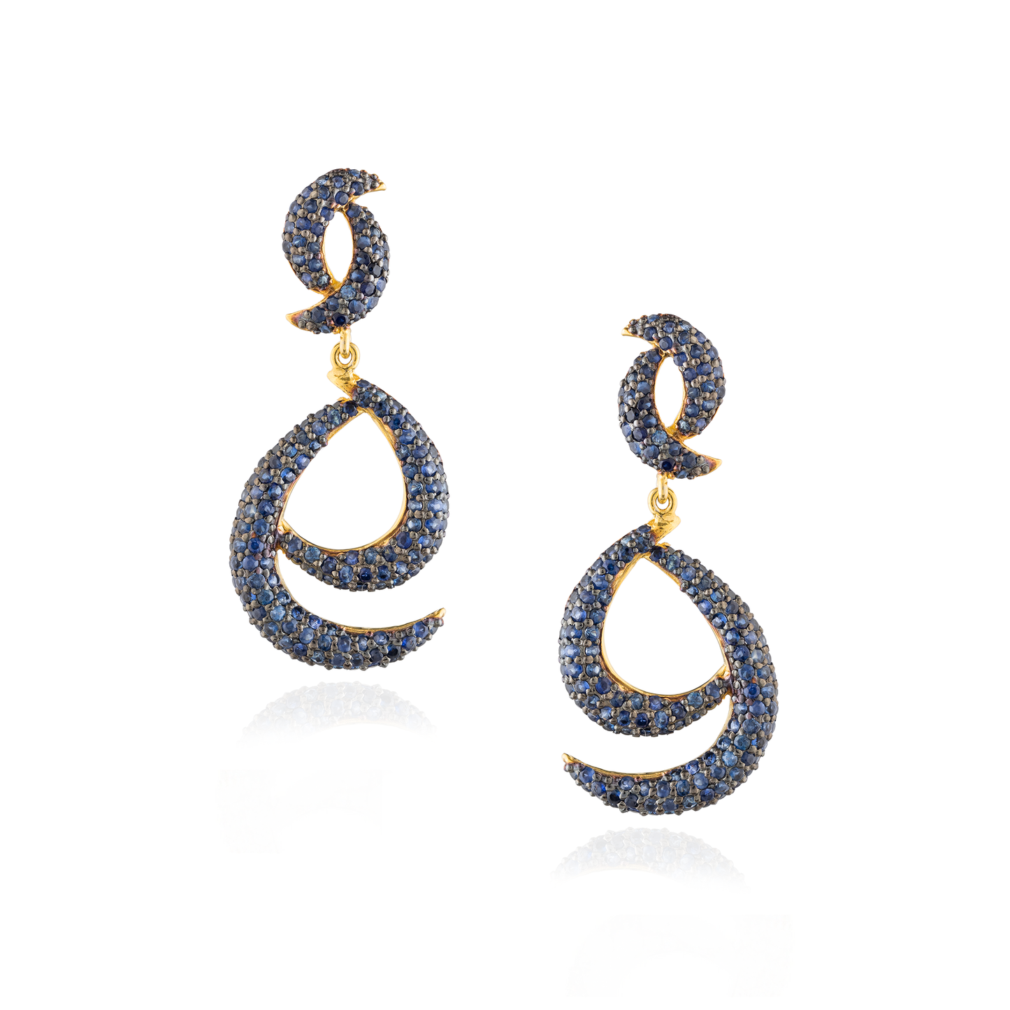 925 Silver Earring Plated in 18K Yellow Gold with Blue Sapphires