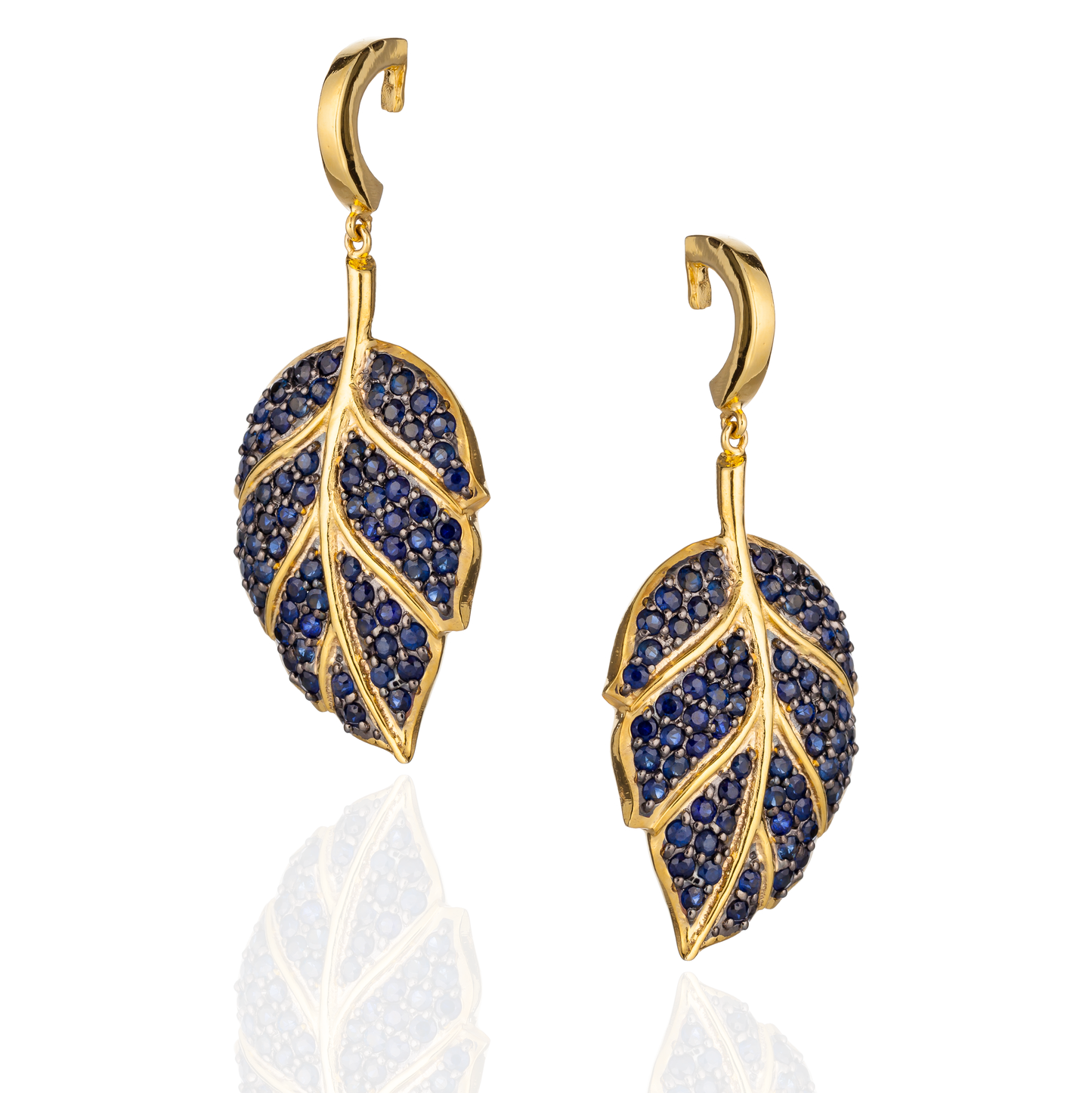 925 Silver Leaf Earings with Blue Sapphire Pavé.