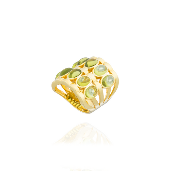 Caramelo 925 Silver Ring Plated in 18K Yellow Gold with Peridot Cabouchon