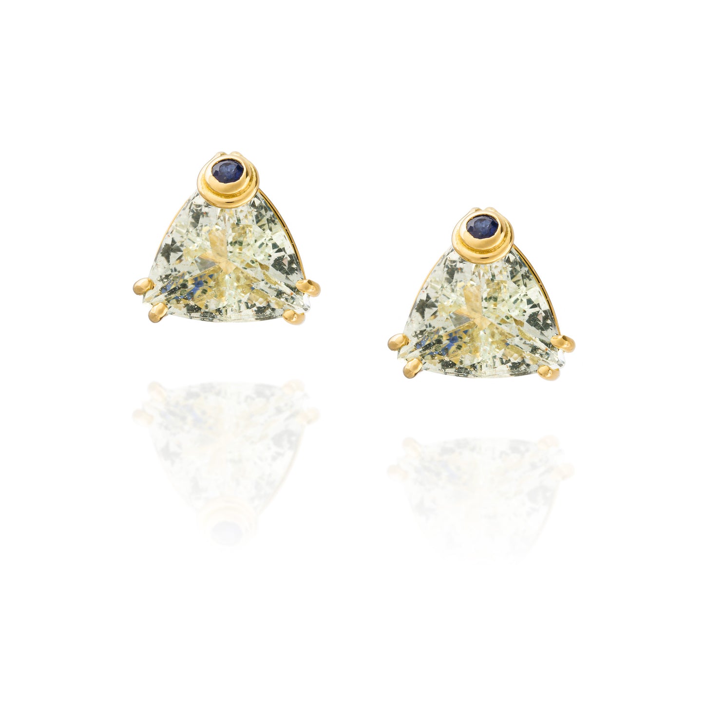 18K Yellow Gold Earring with Aquamarine