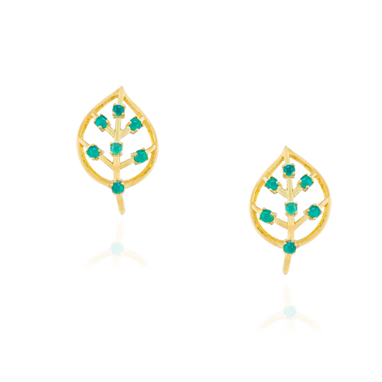 925 Silver Earrings Plated in 18KT Yellow Gold With Green Onyx Cabouchon