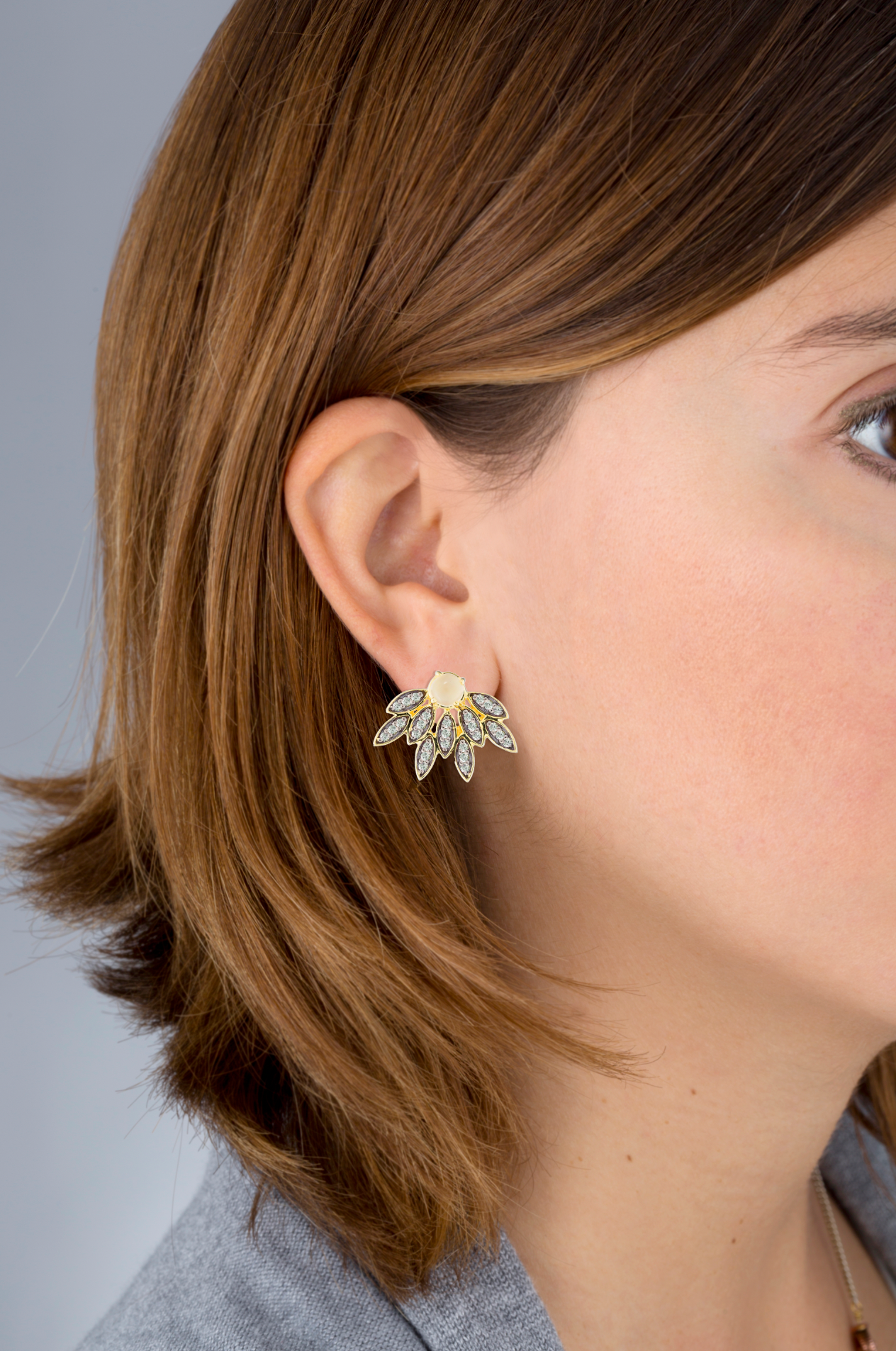 925 Silver Earrings with Moonstones & Green Sapphires