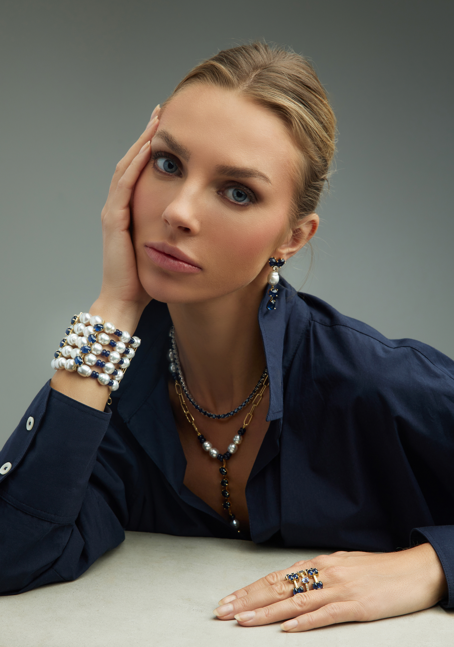 18K Yellow Gold Bracelet with White South Sea Pearls