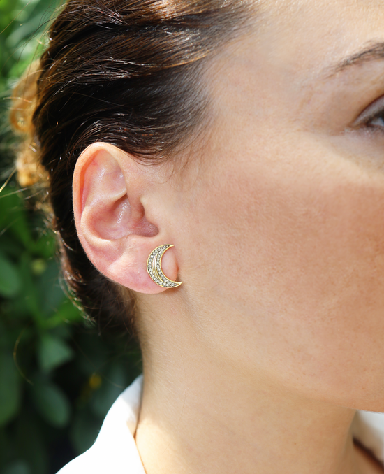 Load image into Gallery viewer, 925 Silver earrings 18KT Yellow Gold Plated with Green Sapphire
