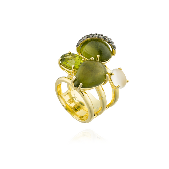 925 Silver Ring 18KT Yellow Gold plated with Oval Peridot