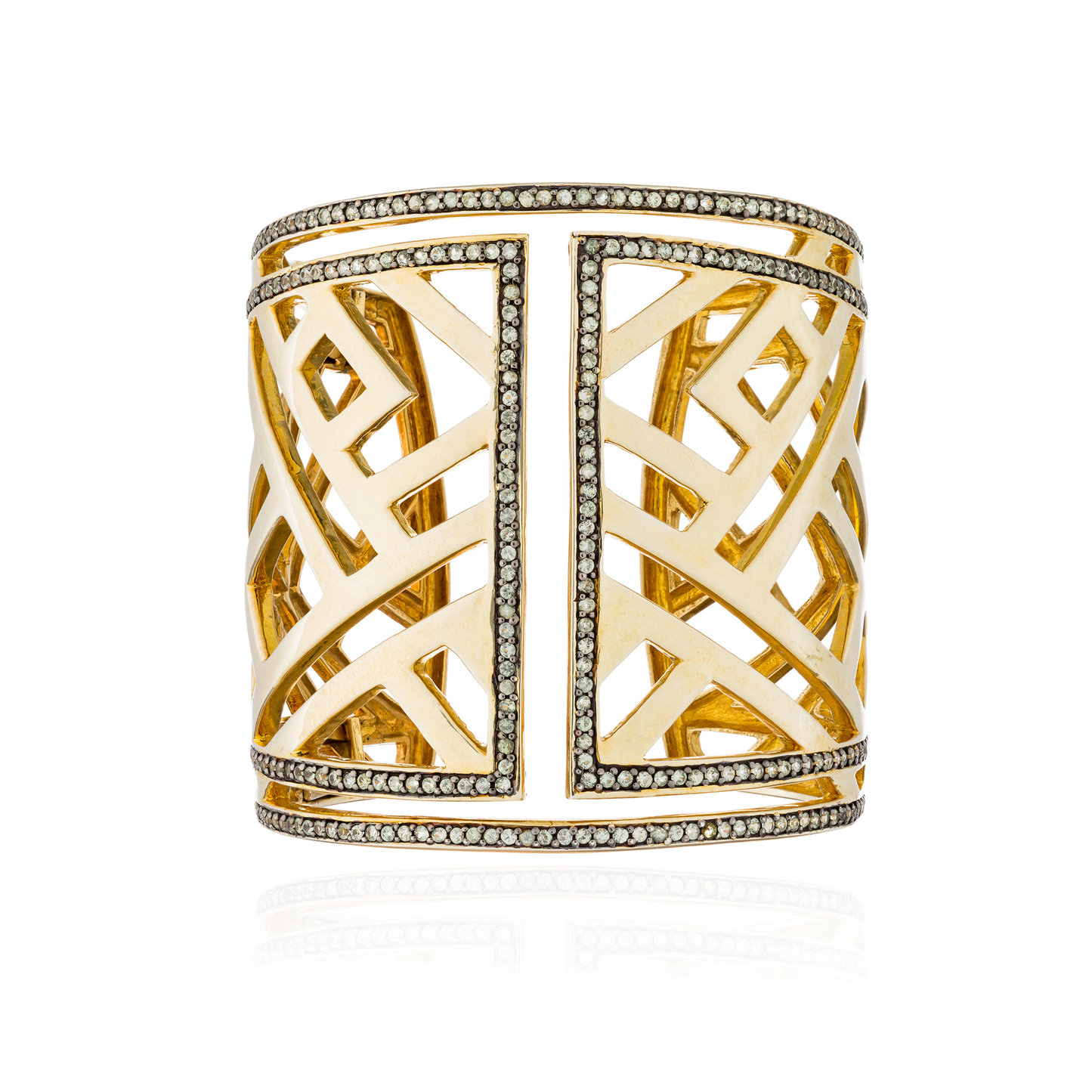 Edge Pavé 925 Silver Cuff Bracelet with Green Sapphires