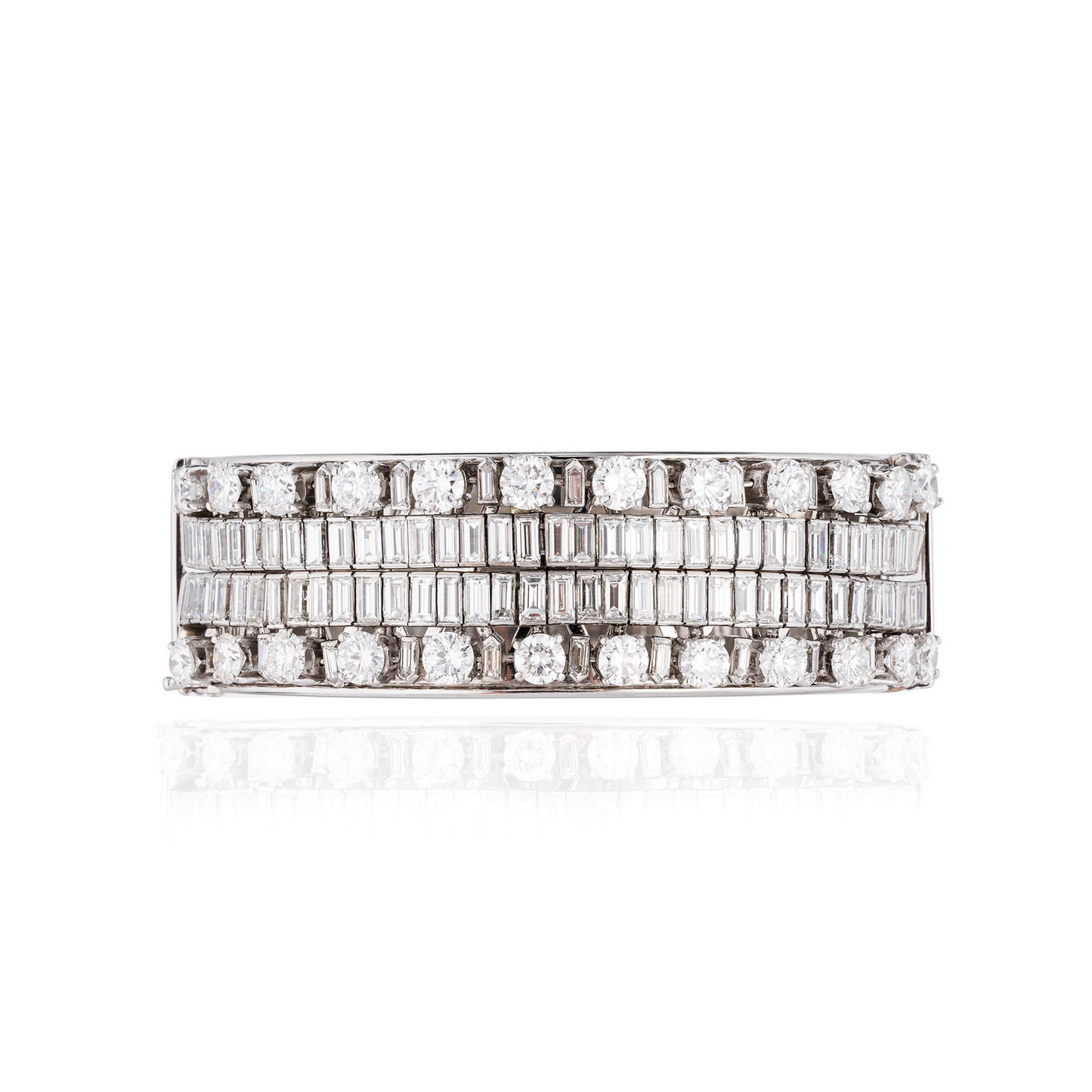 Load image into Gallery viewer, 18K White Gold Bracelet with White Diamonds
