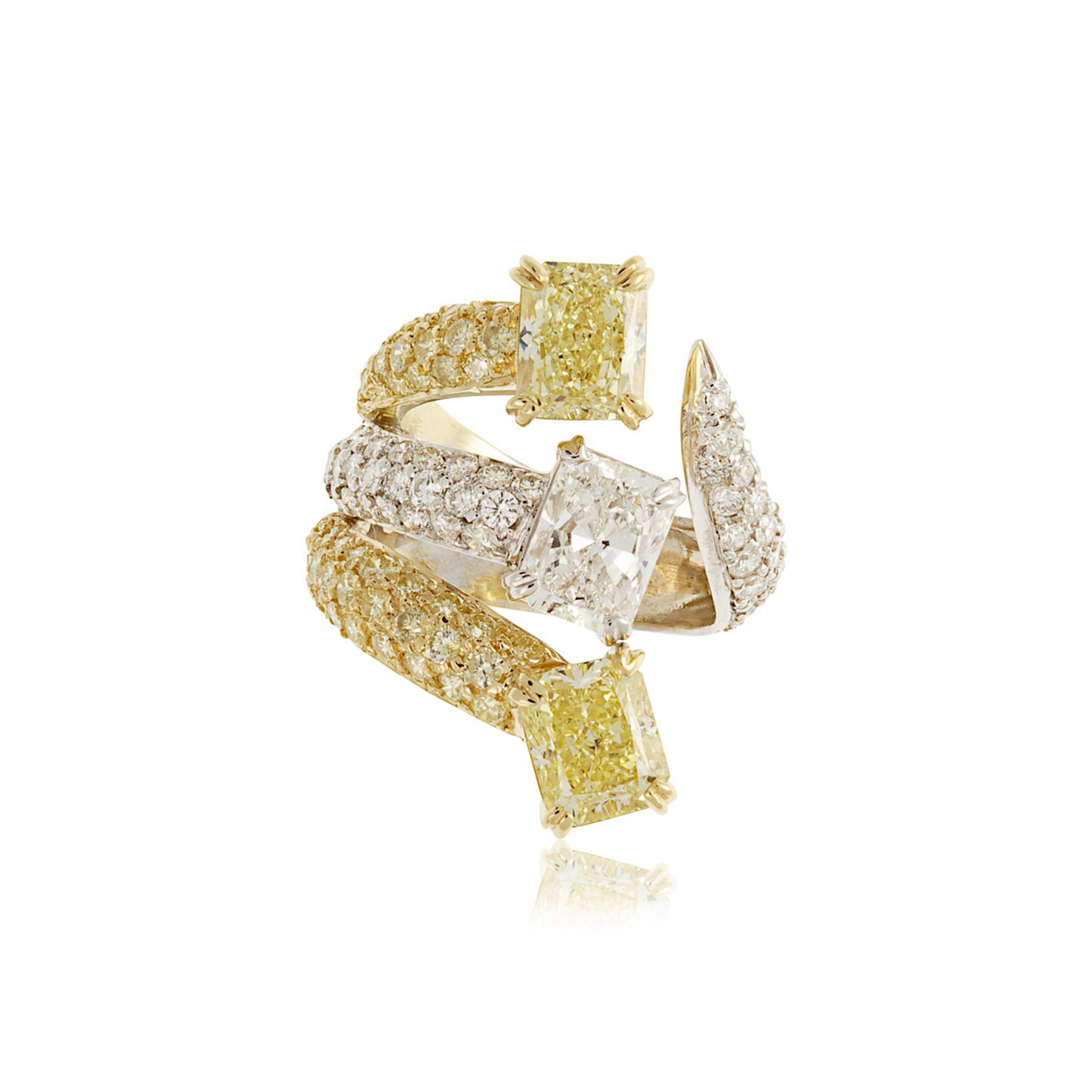18k Yellow and White Gold Ring with Yellow and White Diamonds