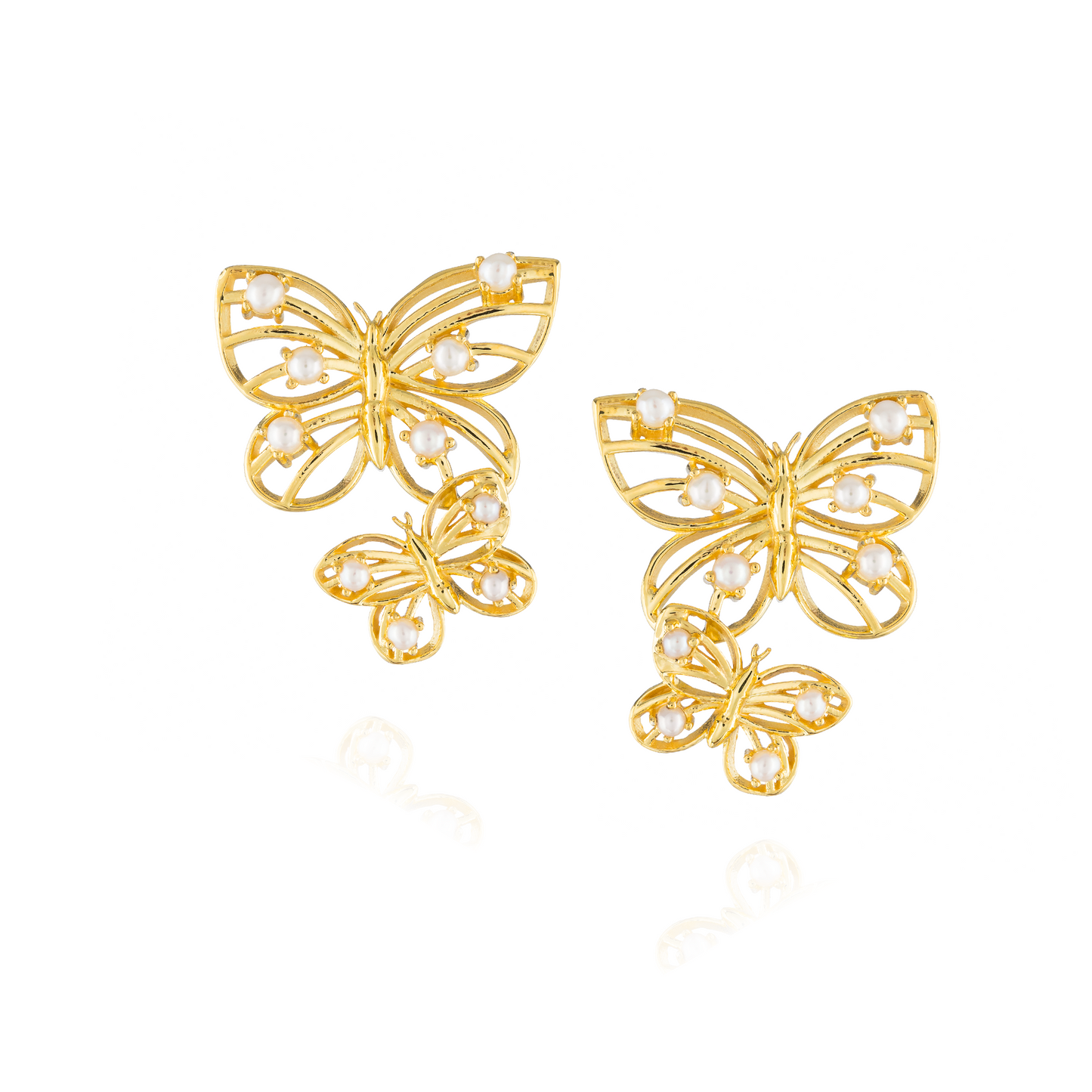 925 Silver Earrings plated in 18k Yellow Gold with Pearl Cabouchon