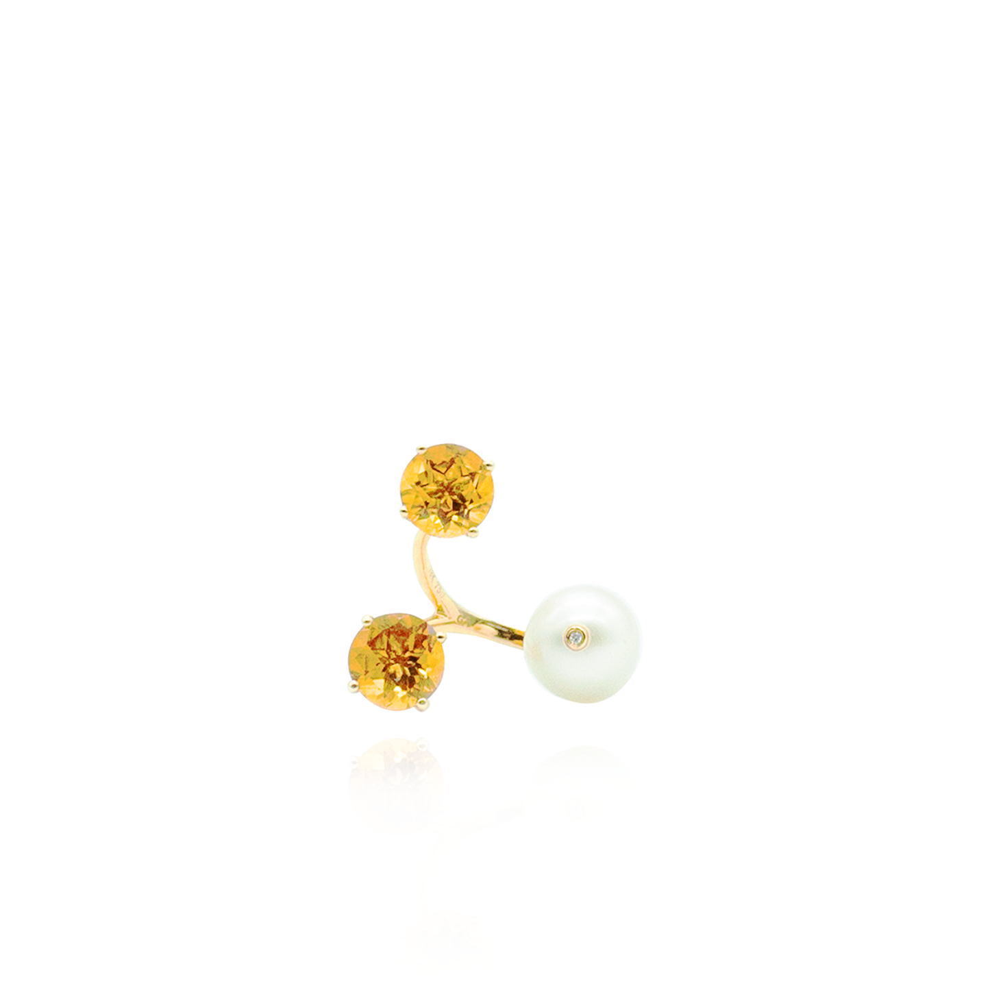 18K Yellow Gold Ring with Freshwater Pearls