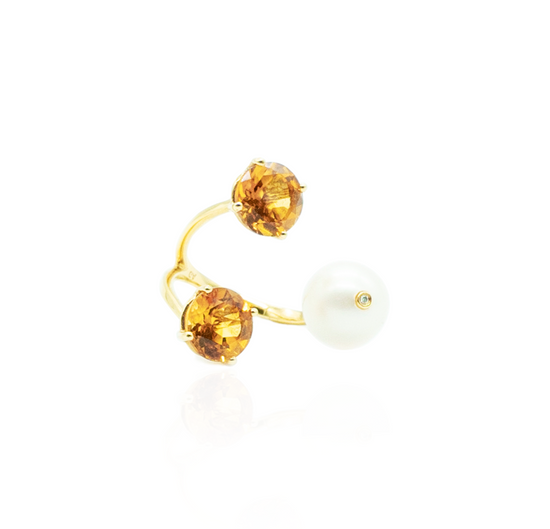 18K Yellow Gold Ring with Freshwater Pearls