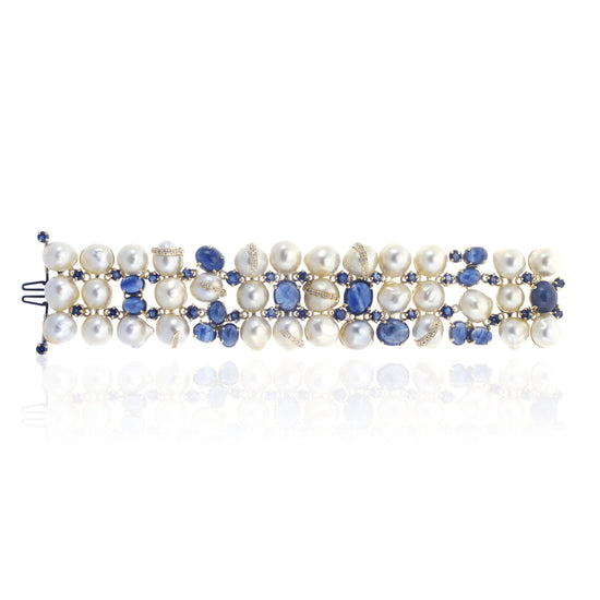South Sea Pearls and Blue Sapphire Gold Bracelet