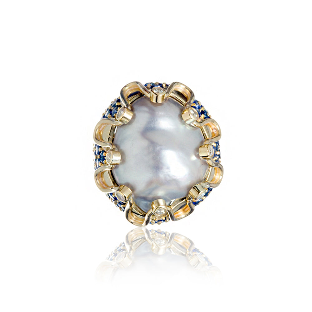South Sea Pearl Gold Ring with Blue Blue Sapphire