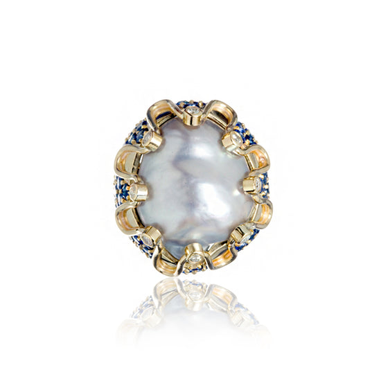 South Sea Pearl Gold Ring with Blue Blue Sapphire