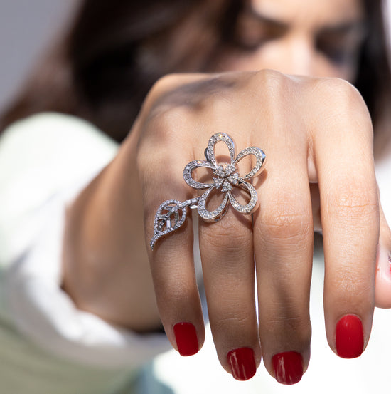 White Gold Flower Ring with Diamonds