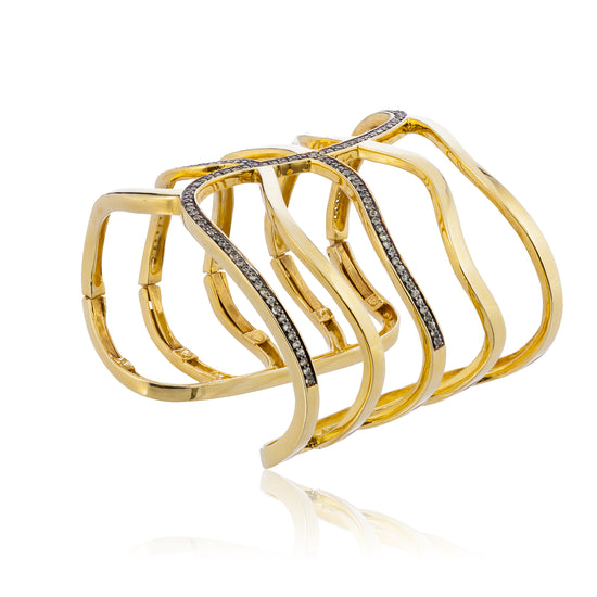 Load image into Gallery viewer, 925 Silver Edge Cuff Bracelet with Green Sapphire
